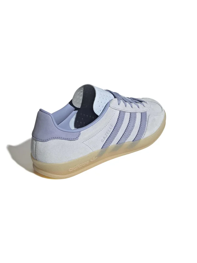 Gazelle Indoor