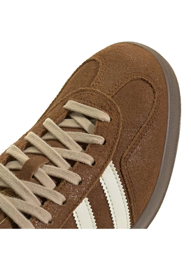 Gazelle Indoor