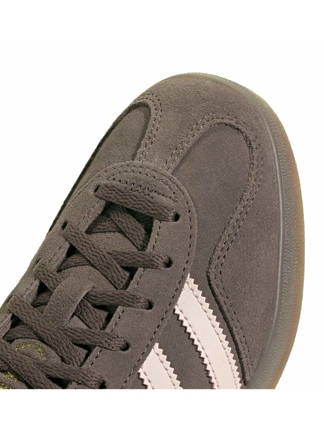 Gazelle Indoor