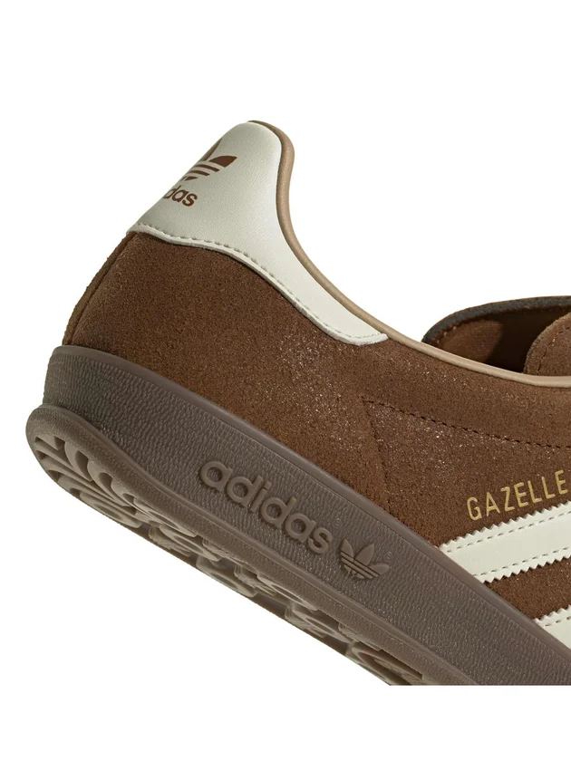 Gazelle Indoor