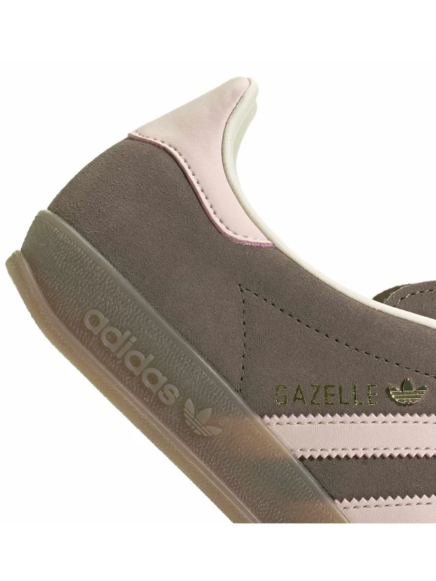 Gazelle Indoor