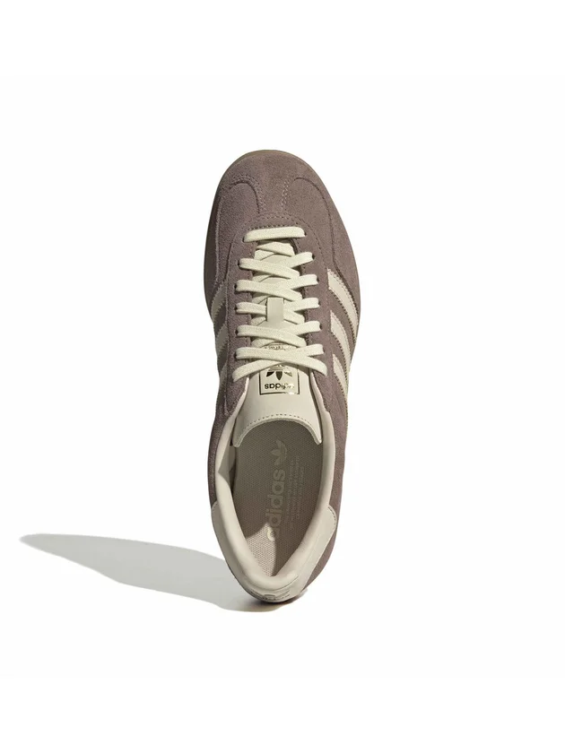 Gazelle Indoor