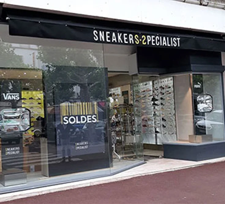 Extérieur du magasin S2 SNEAKERS SPECIALIST ROYAN